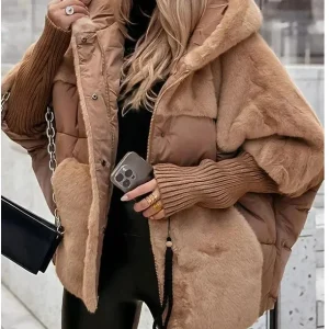 Camille – Doudoune d’hiver femme avec col en fourrure et grande capuche