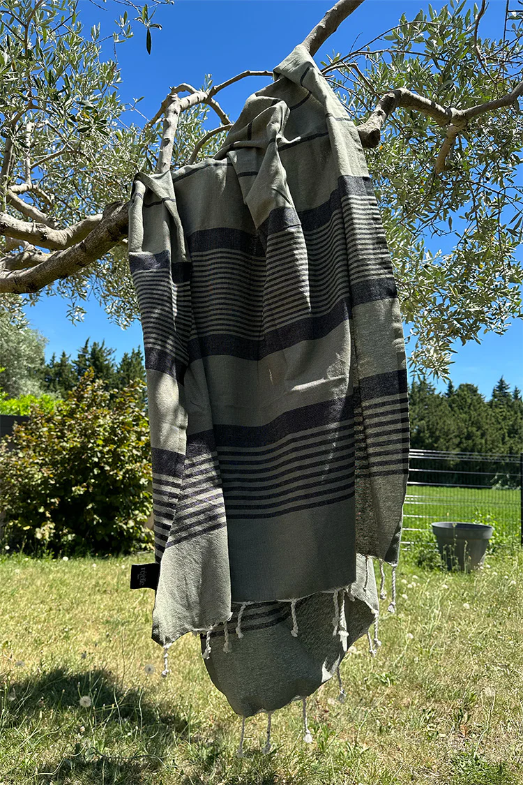 Fouta : Le Coffret de la Lettre d'Ines x Ré/elle Paris – Image 2